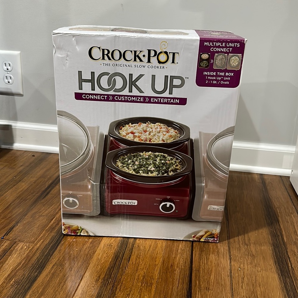 NIB Crock-Pot Hook Up (2-1 qt ovals)